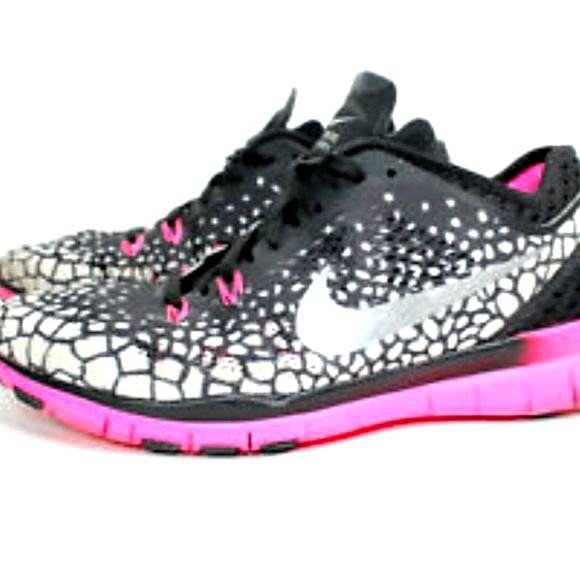 ❤HOST PICK❤ WOMENS NIKE FREE 5.0 ATHLETIC SHOES  8 - Picture 1 of 3